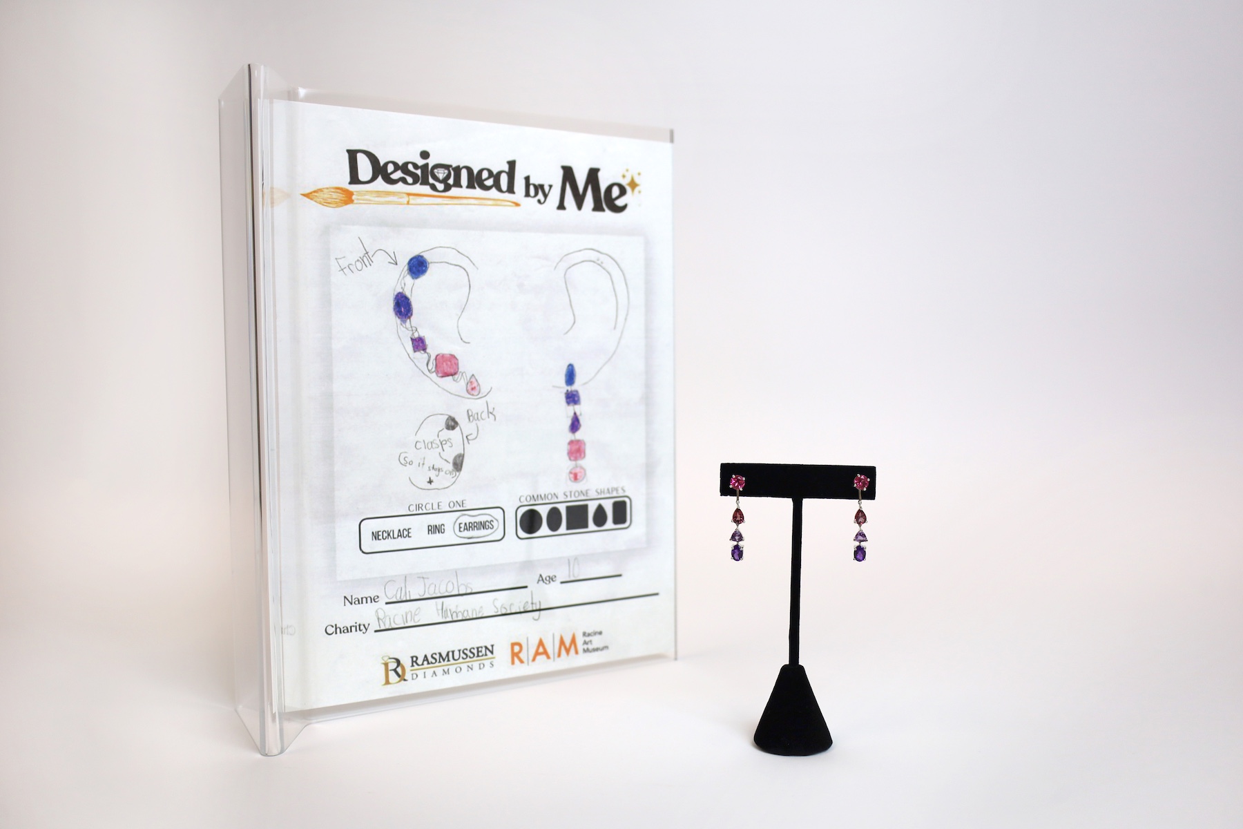 Jacobs, Earrings And Design Jacobs, Earrings And Design