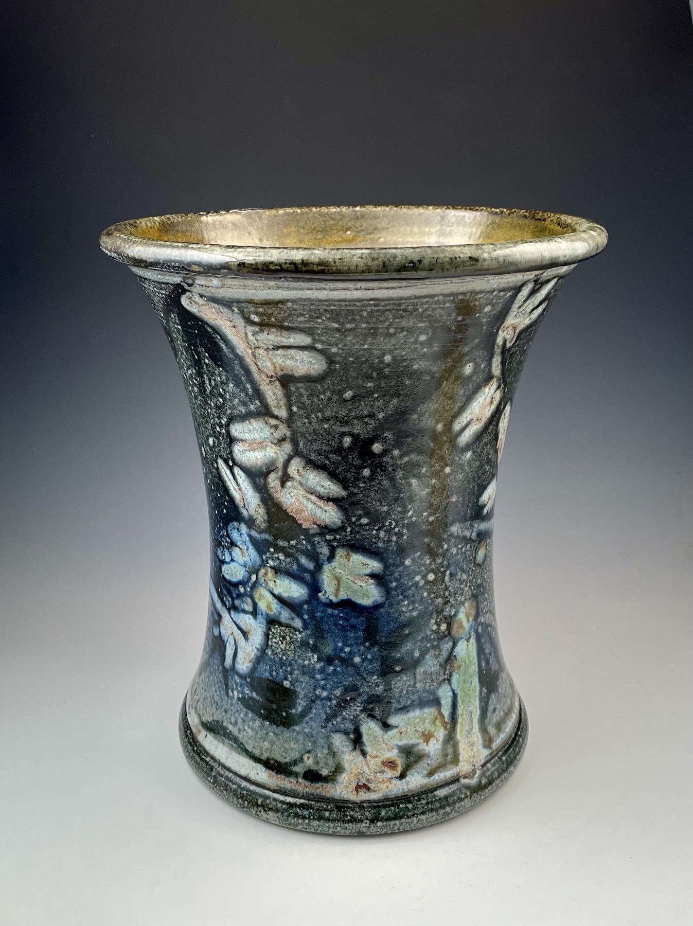 Mandli Vase Form Photo Courtesy Of The Artist Mandli Vase Form Photo Courtesy Of The Artist