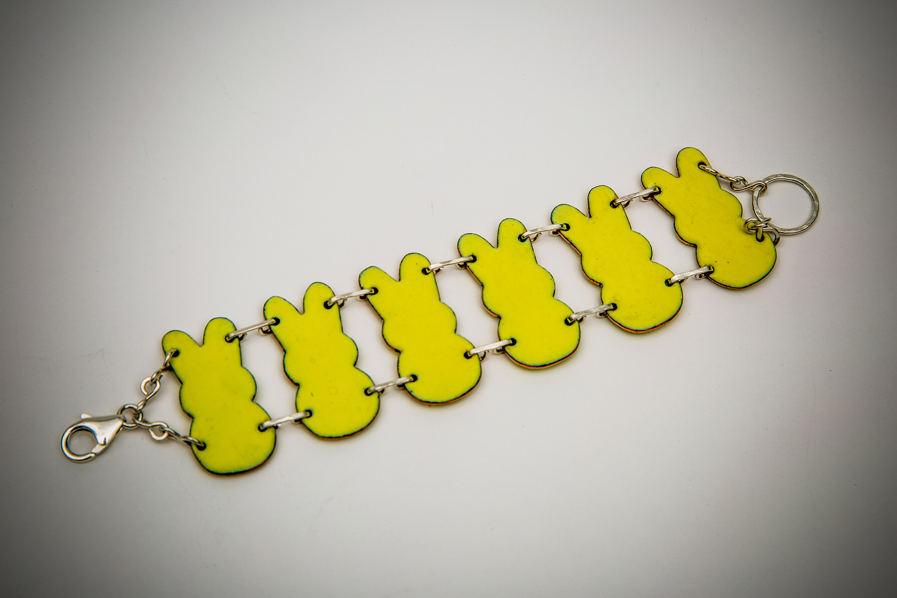 Leslie Perrino, Peeps Bracelet