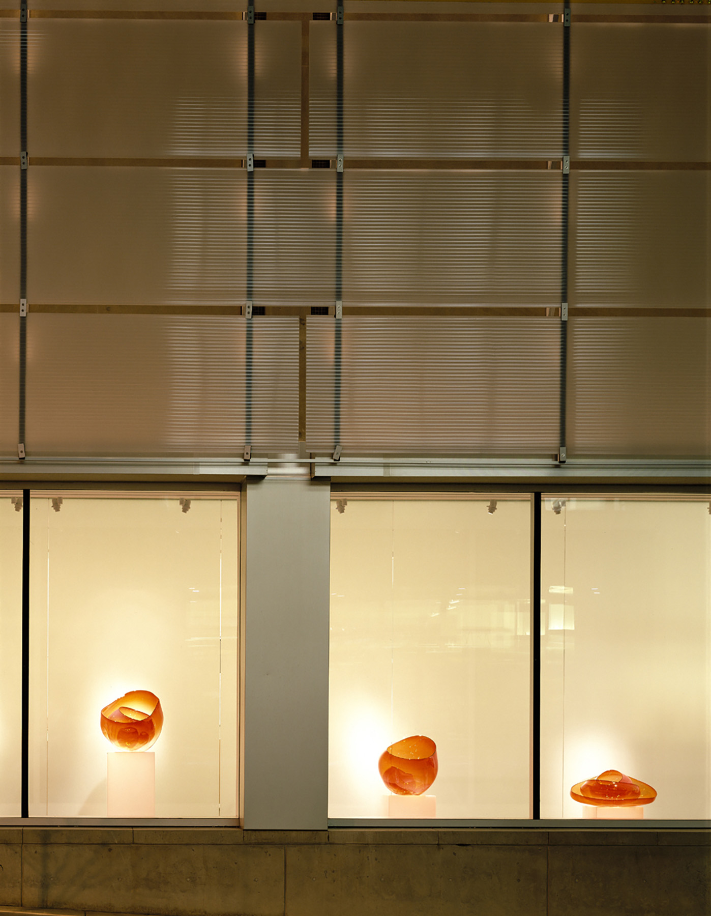Chihuly Install 2 Chihuly Install 2