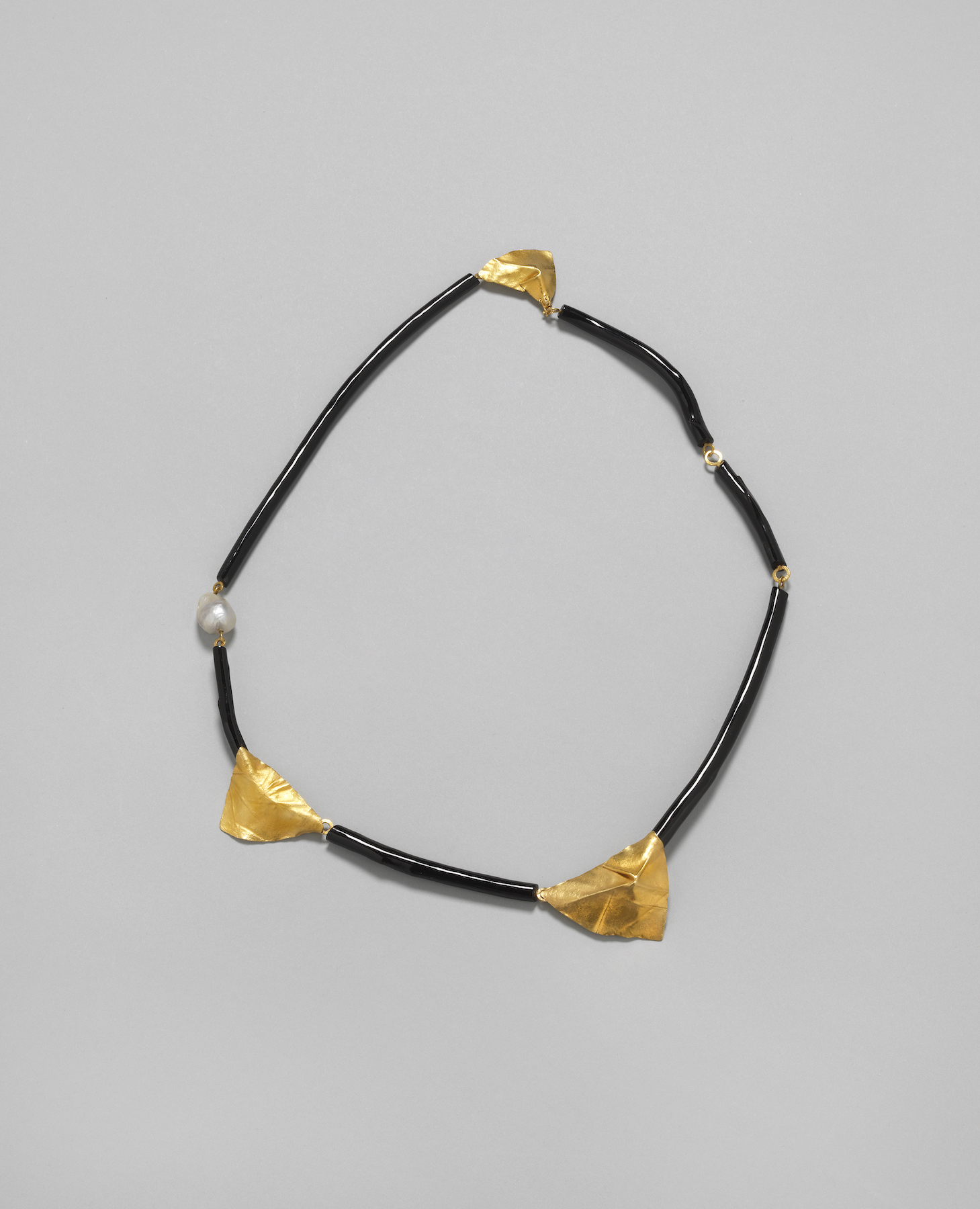Ken Loeber, Necklace
