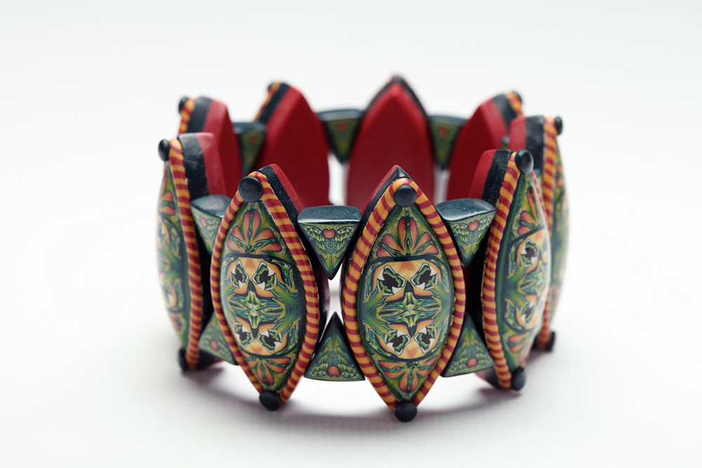 Sarah Shriver, Fish Cane Polished Bracelet