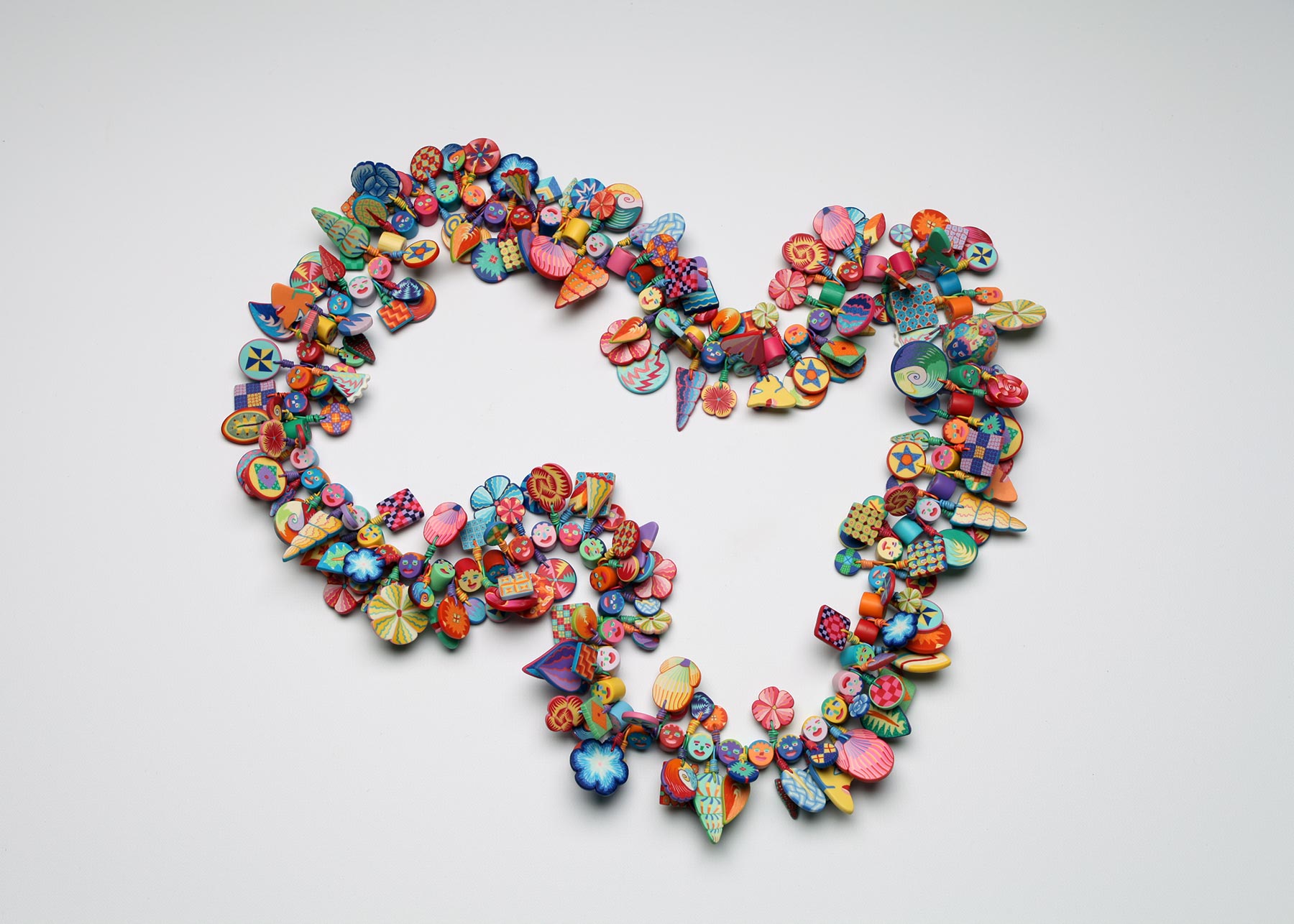 Pier Voulkos, Short Fancy Neckpiece